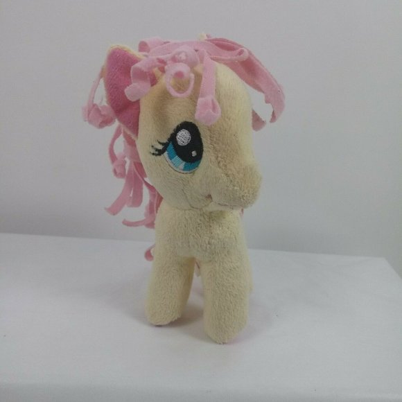 My Little Pony Friendship!! Fluttershy - Picture 4 of 15